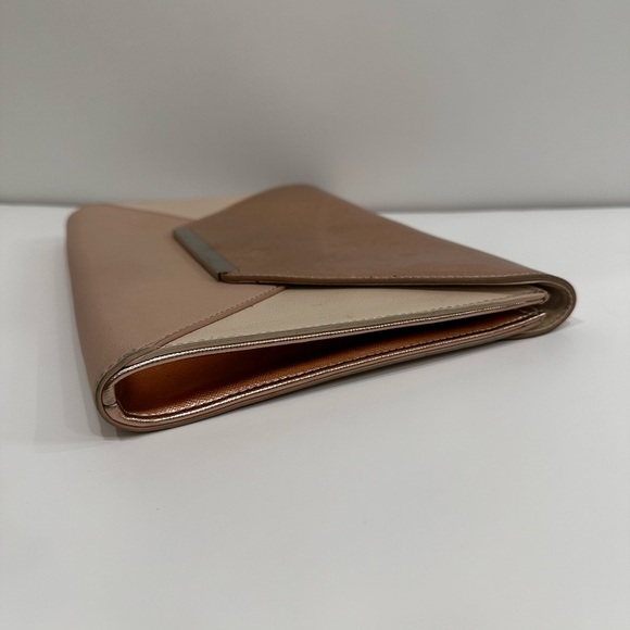 ✨ ✨ Express Metallic Pink and Cream Clutch✨✨ - Picture 2 of 12
